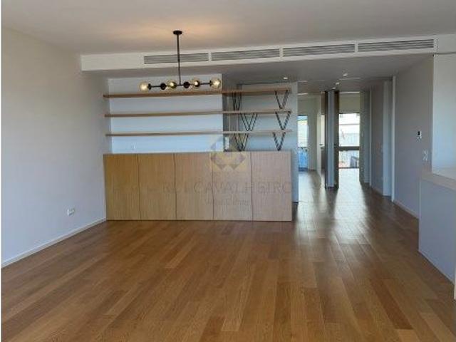 Apartamento alugar em Porto, Cedofeita