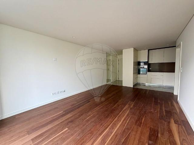 Apartamento alugar em Vila Nova De Gaia, Porto