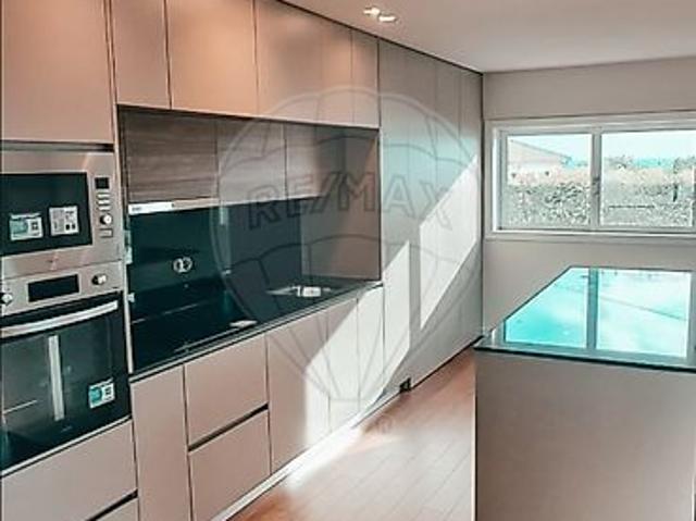 Apartamento alugar em Felgueiras, Sendim