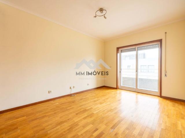 Apartamento alugar em Maia, Barca