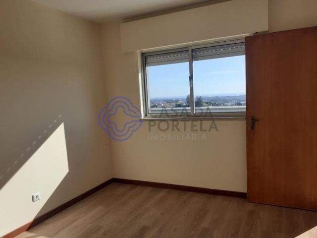 Apartamento alugar em Vilar de Andorinho, Vila Nova De Gaia