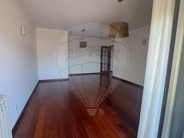 Apartamento alugar em Maia, Barca