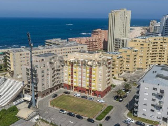 Casa venda em A Ver-o-mar, Porto