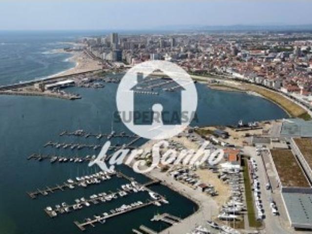 Casa venda em A Ver-o-mar, Porto
