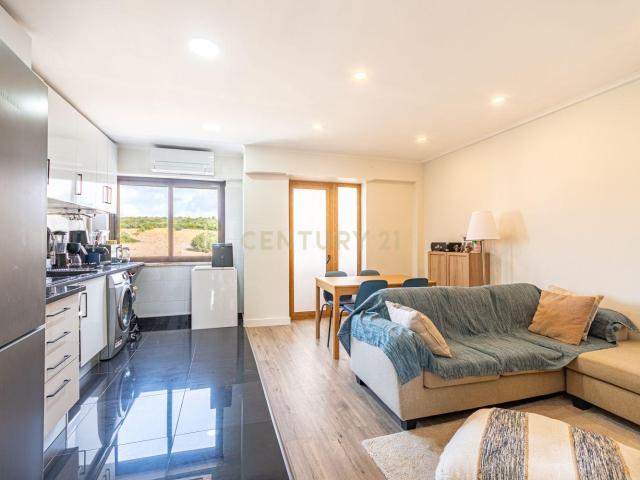 Apartamento venda em Quinta da Portela, Belas