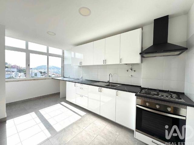 Apartamento alugar em Bairro dos CTT, Odivelas