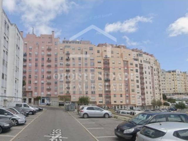Apartamento venda em Rio de Mouro Velho, Sintra
