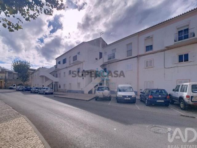 Casa venda em Bairro Operário, Lagos