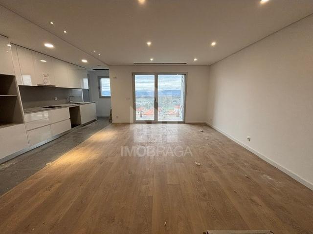 Apartamento venda em Braga (São Vicente), Braga