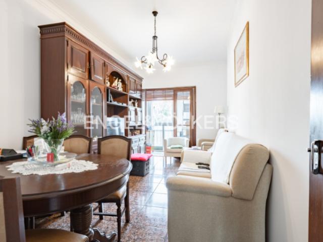 Apartamento venda em Santiago Dos Velhos, Lisboa