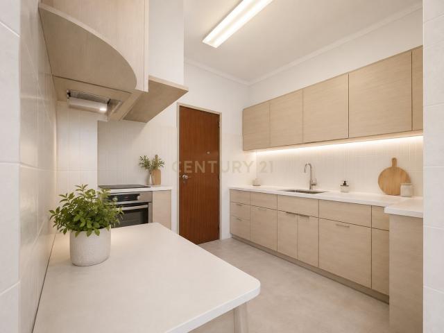 Apartamento venda em Santiago Dos Velhos, Lisboa