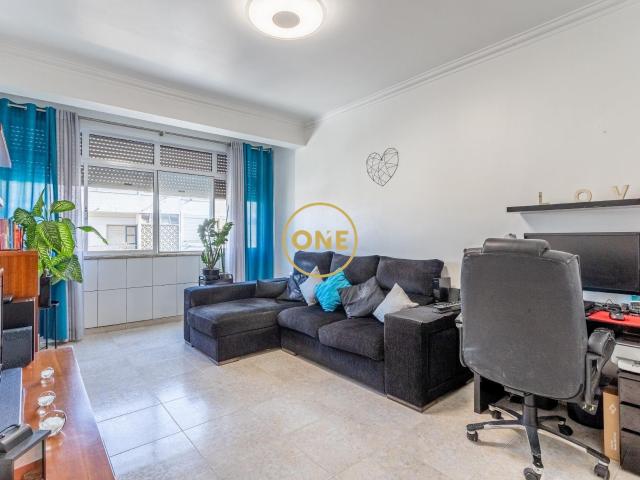 Apartamento venda em Santiago Dos Velhos, Lisboa