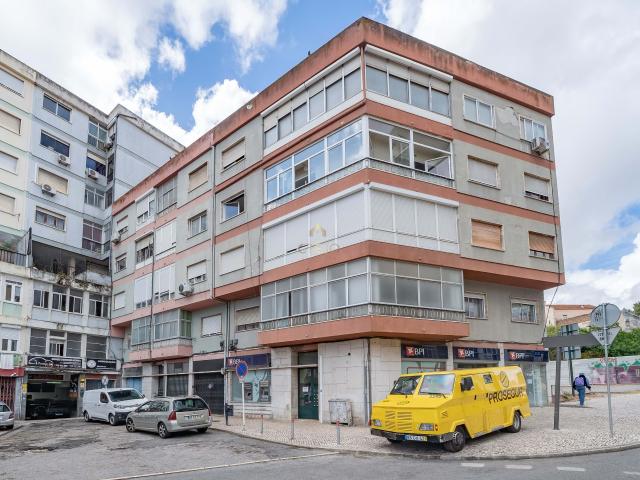 Apartamento venda em Santiago Dos Velhos, Lisboa