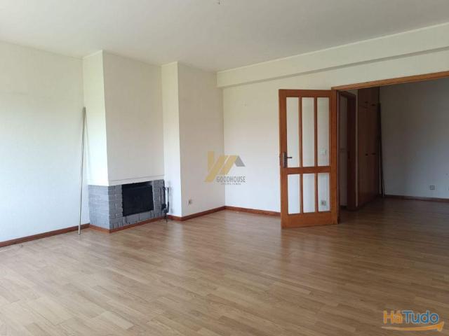 Apartamento venda em Santa Maria Da Feira, Aveiro