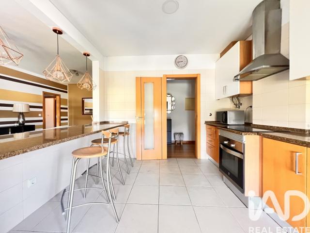 Apartamento alugar em Santa Maria, São Pedro e Matacães, Torres Vedras