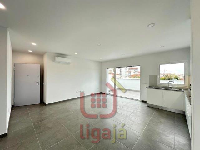 Apartamento alugar em Cabiçalva, Ourém