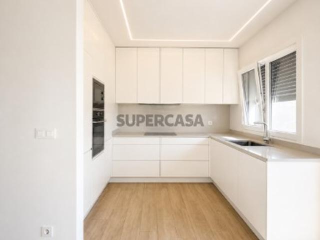Casa venda em Santiago Dos Velhos, Lisboa