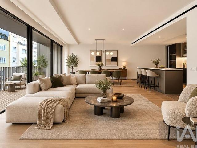 Apartamento venda em Coração de Jesus, Lisboa