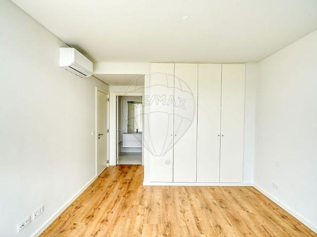 Apartamento alugar em Seixal, Setúbal