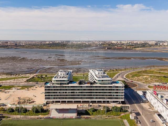 Apartamento alugar em Bairro Ferroviário, Barreiro