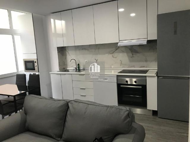 Apartamento alugar em Alembrança, Almada