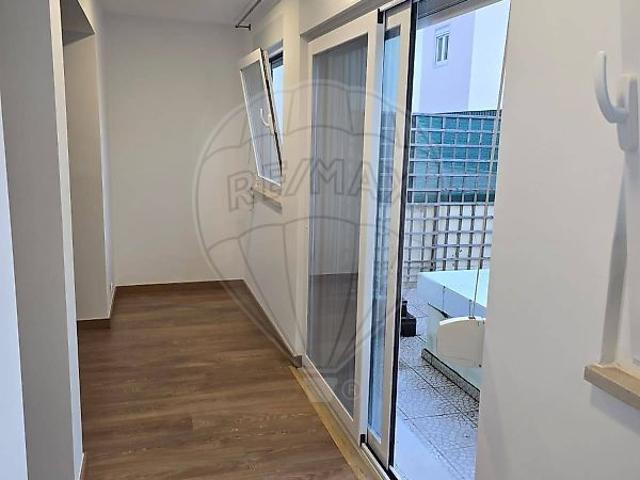 Apartamento alugar em Cova da Piedade, Almada