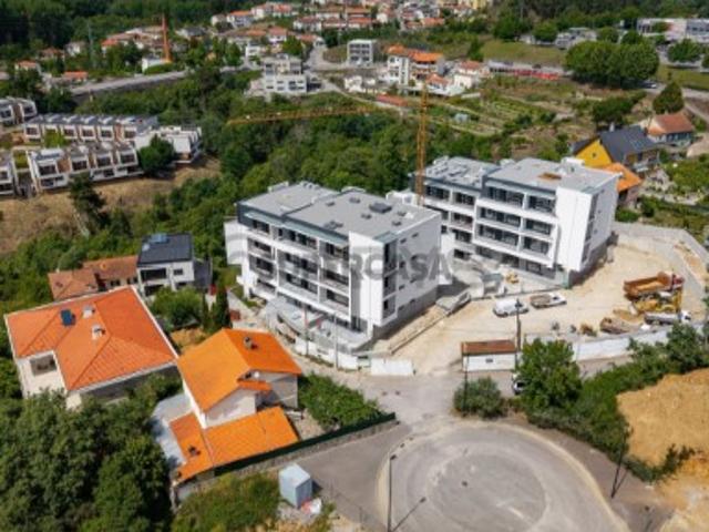 Casa venda em Pioledo, Vila Real
