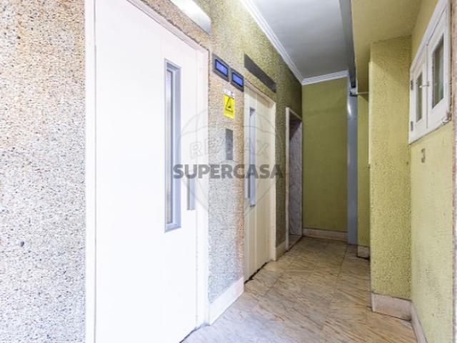 Casa venda em Reboleira, Amadora