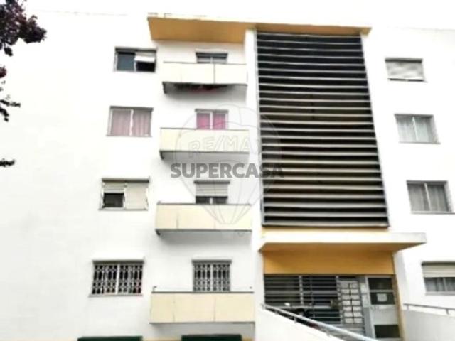 Casa venda em Casal da Boba, Amadora