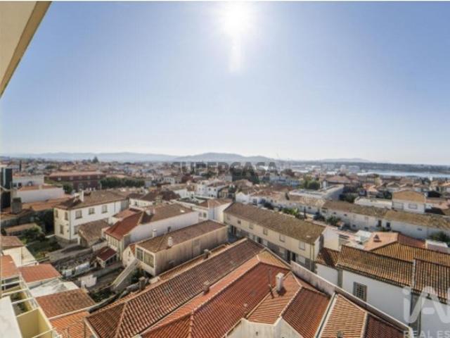Casa venda em Viana do Castelo (Santa Maria Maior e Monserrate) e Meadela, Viana do Castelo