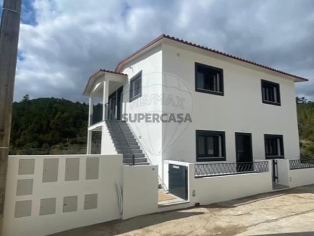 Casa venda em Castelo Branco, Vila De Rei