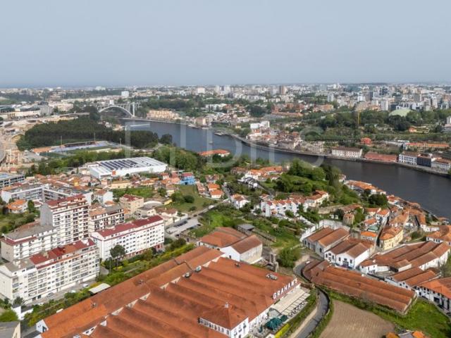 Apartamento alugar em Lugar do Castelo, Vila Nova De Gaia