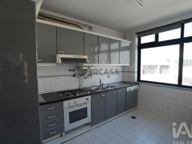 Casa venda em Quinchosos, Vila Real