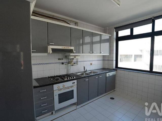 Apartamento venda em Quinchosos, Vila Real