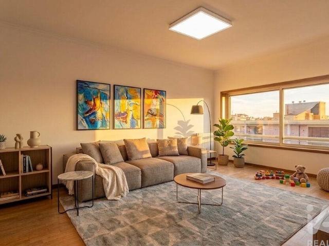 Apartamento venda em Vilar de Andorinho, Vila Nova De Gaia