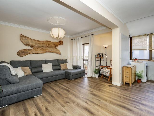Apartamento venda em Encosta do Sol, Amadora