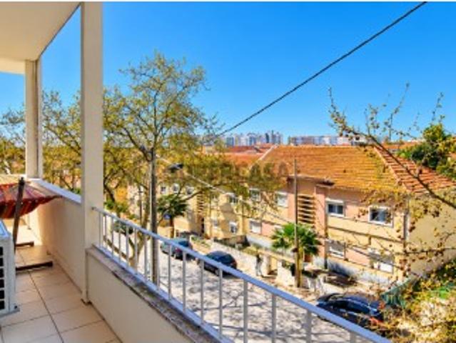 Casa venda em Quinta do Americano, Almada
