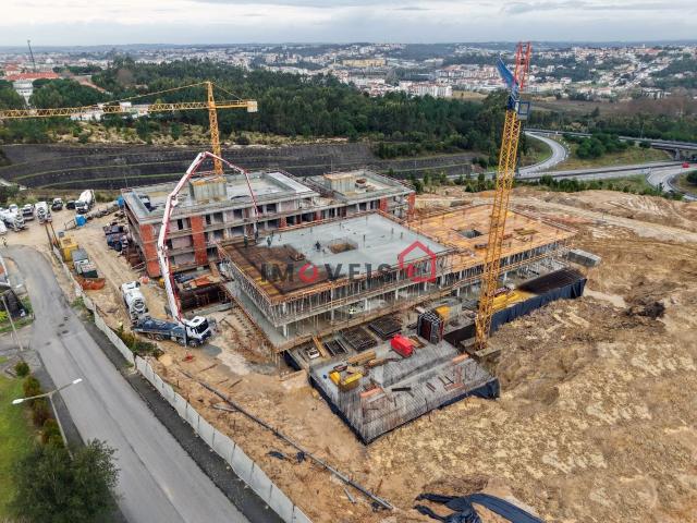 Apartamento venda em Cruz d'Areia, Leiria