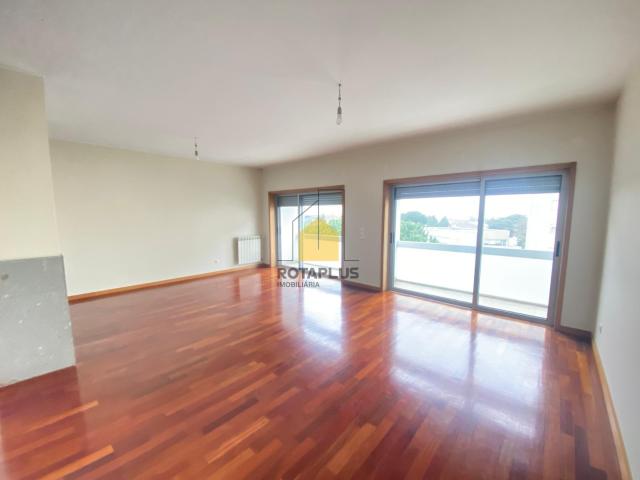 Apartamento alugar em Maia, Pedrouços