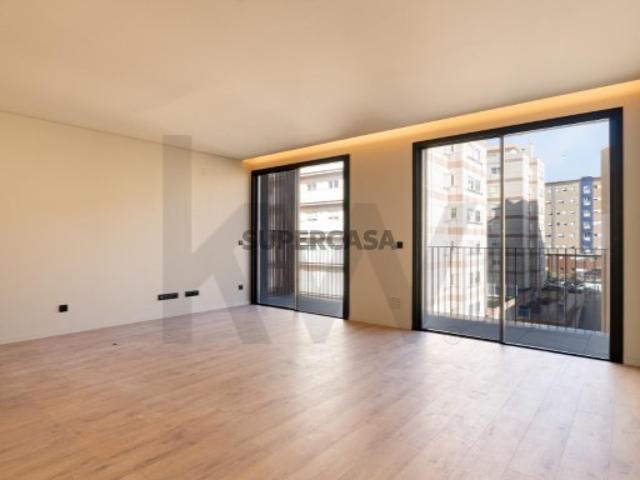 Casa venda em Vilar de Andorinho, Vila Nova de Gaia