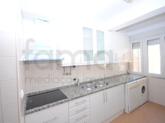 Apartamento venda em Núcleo Urbano Histórico de Algés, Oeiras