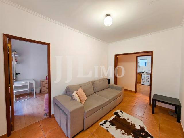 Apartamento alugar em Núcleo Urbano Histórico de Oeiras, Oeiras