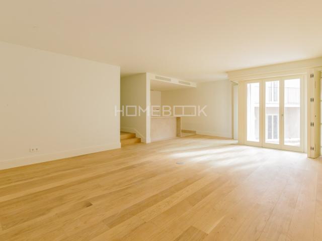 Apartamento venda em Santo António, Lisboa