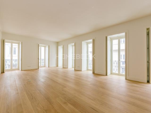 Apartamento venda em Santo António, Lisboa