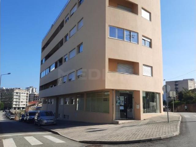 Apartamento venda em Bougado (São Martinho e Santiago), Trofa
