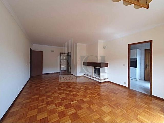 Apartamento venda em Quinta de São Martinho, Cascais