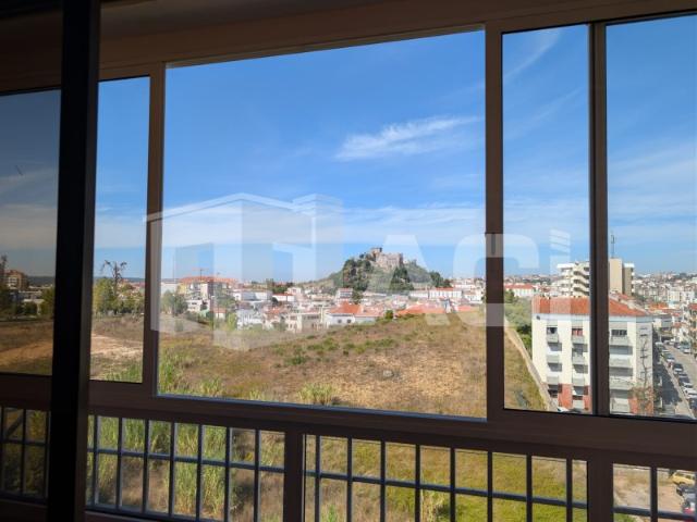 Apartamento alugar em Cova do Picanço, Leiria