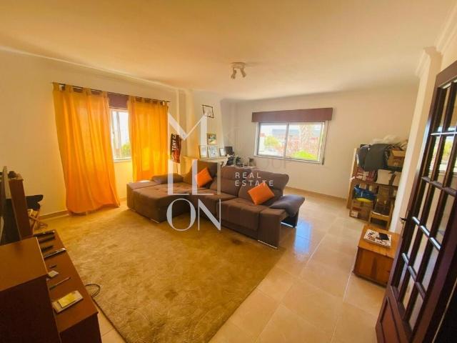 Apartamento venda em Mem Martins, Sintra