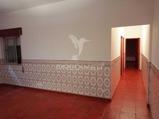 Apartamento alugar em Porto De Mós, Leiria