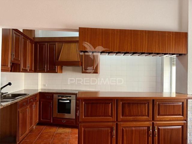 Apartamento alugar em Porto de Mós - São João Baptista e São Pedro, Porto de Mós